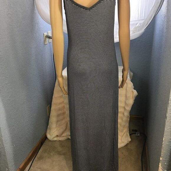Socialite Spaghetti Strap Maxi Dress Size  XSmall - Picture 3 of 6